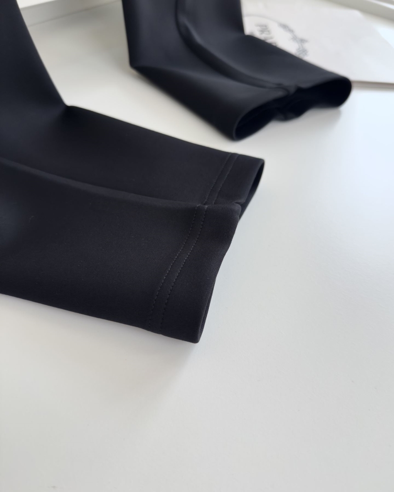 Pra*a long pants
